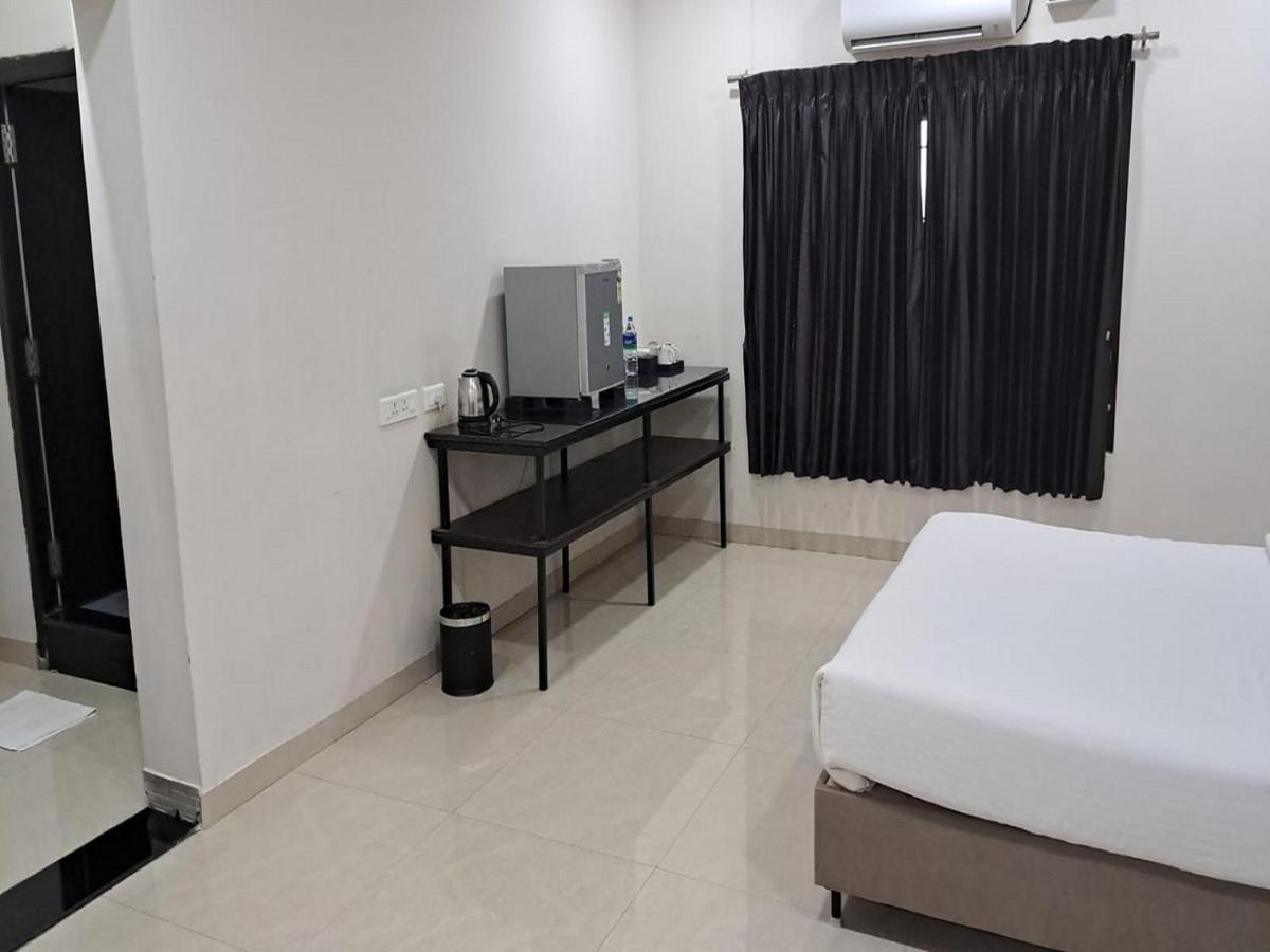 Mayfair Service Apartments Coimbatore Dış mekan fotoğraf